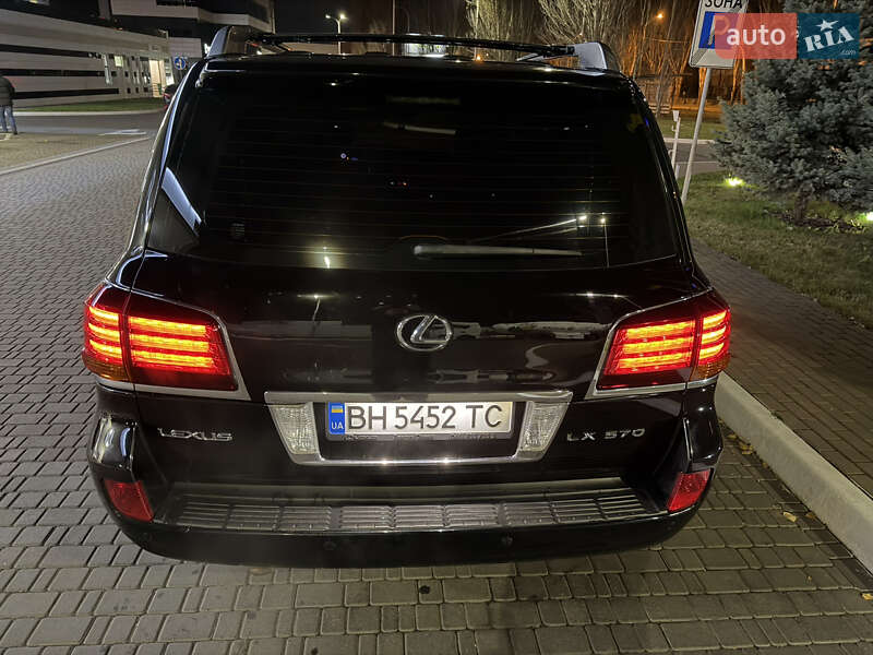Внедорожник / Кроссовер Lexus LX 2008 в Одессе