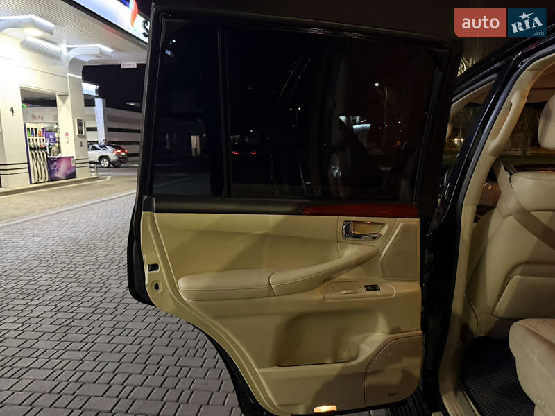 Внедорожник / Кроссовер Lexus LX 2008 в Одессе