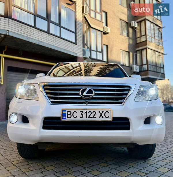 Внедорожник / Кроссовер Lexus LX 2008 в Виннице