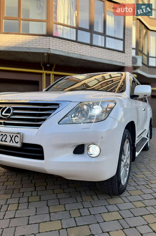 Внедорожник / Кроссовер Lexus LX 2008 в Виннице