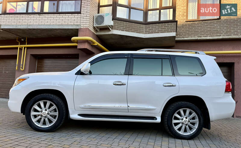 Внедорожник / Кроссовер Lexus LX 2008 в Виннице