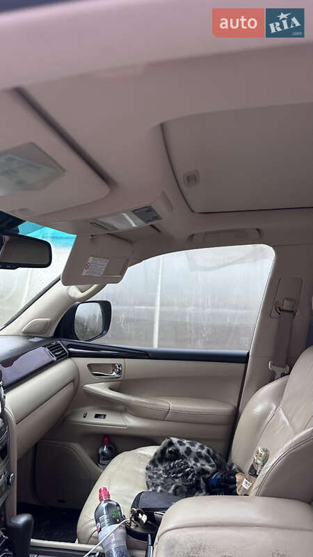 Внедорожник / Кроссовер Lexus LX 2010 в Львове фото 8 Внедорожник / Кроссовер Lexus LX 2010 в Львове