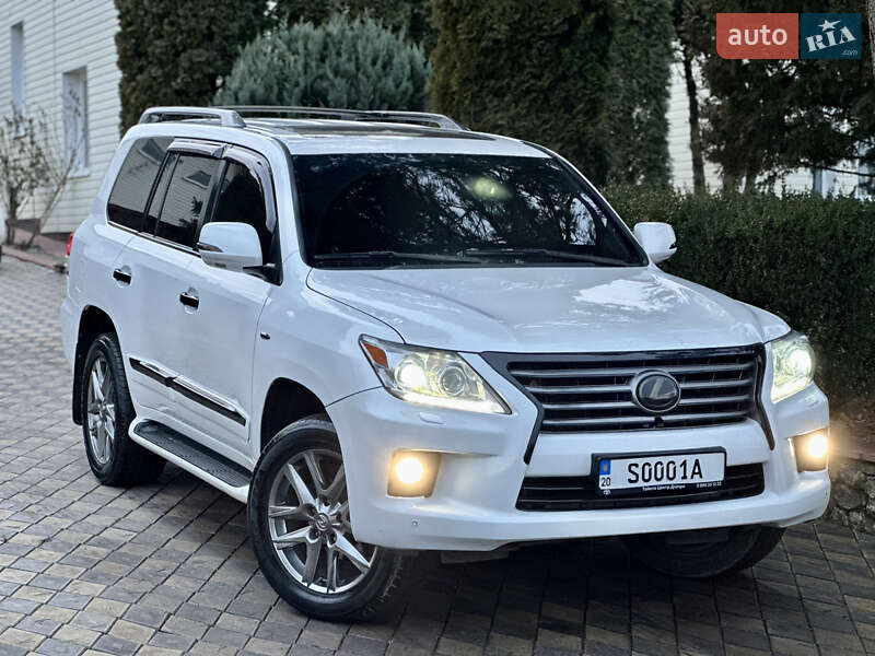 Внедорожник / Кроссовер Lexus LX 2008 в Тернополе