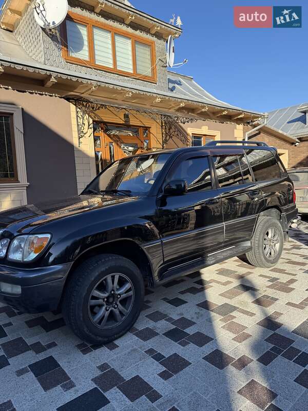 Внедорожник / Кроссовер Lexus LX 2005 в Косове
