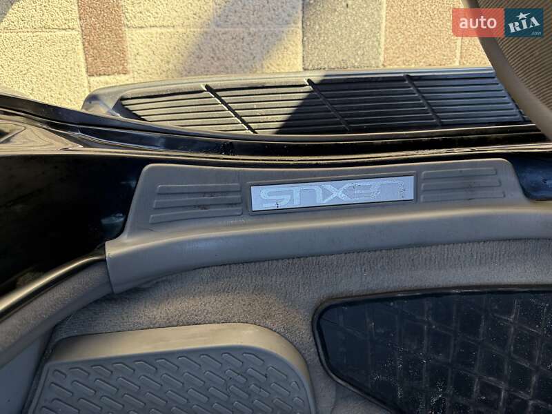 Внедорожник / Кроссовер Lexus LX 2005 в Косове