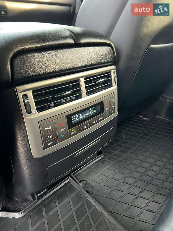 Внедорожник / Кроссовер Lexus LX 2014 в Нововолынске фото 37 Внедорожник / Кроссовер Lexus LX 2014 в Нововолынске