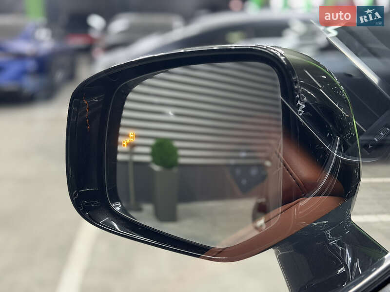 Внедорожник / Кроссовер Lexus LX 2023 в Киеве