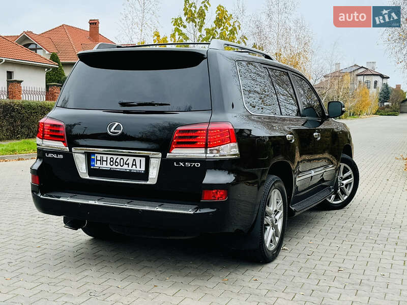 Позашляховик / Кросовер Lexus LX 2013 в Одесі