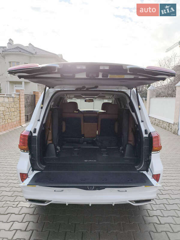 Позашляховик / Кросовер Lexus LX 2010 в Одесі