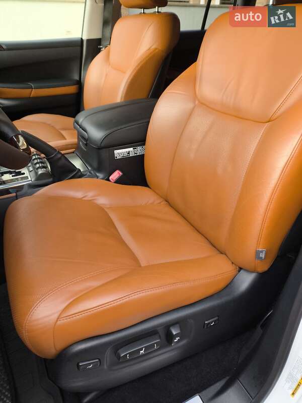 Позашляховик / Кросовер Lexus LX 2010 в Одесі