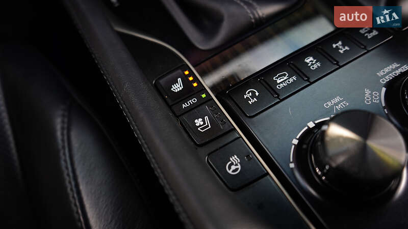 Позашляховик / Кросовер Lexus LX 2019 в Львові фото 41 Позашляховик / Кросовер Lexus LX 2019 в Львові