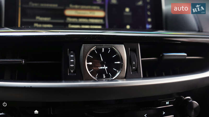 Позашляховик / Кросовер Lexus LX 2019 в Львові фото 38 Позашляховик / Кросовер Lexus LX 2019 в Львові