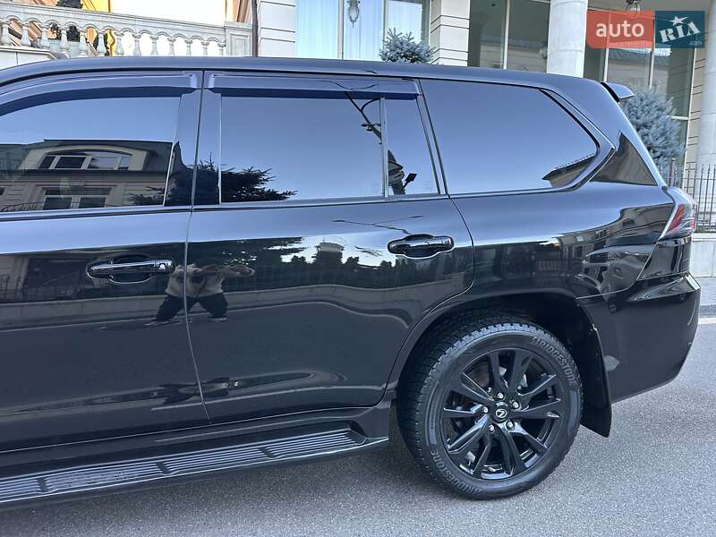 Внедорожник / Кроссовер Lexus LX 2021 в Киеве