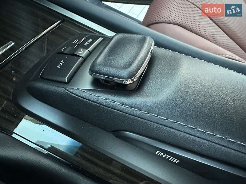 Внедорожник / Кроссовер Lexus LX 2021 в Киеве