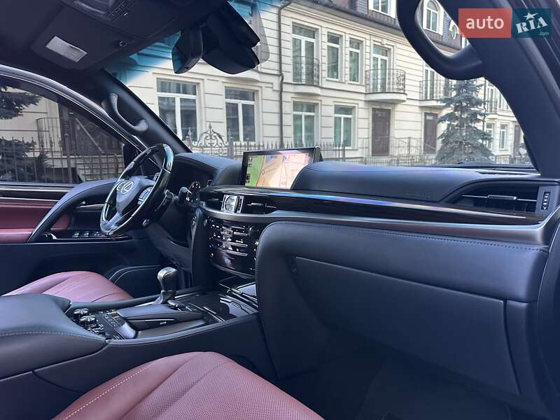 Внедорожник / Кроссовер Lexus LX 2021 в Киеве