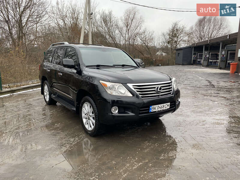 Внедорожник / Кроссовер Lexus LX 2008 в Ровно