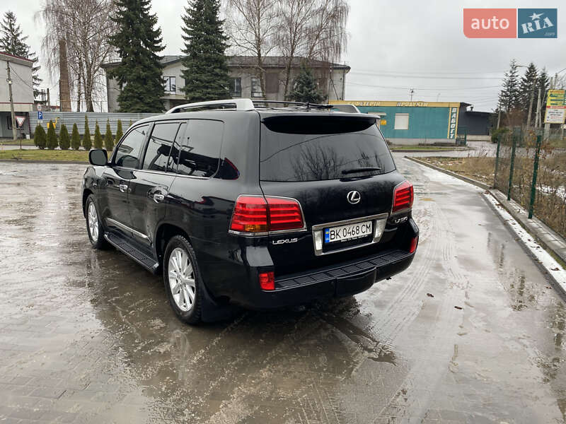 Внедорожник / Кроссовер Lexus LX 2008 в Ровно