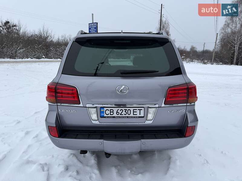 Внедорожник / Кроссовер Lexus LX 2008 в Киеве