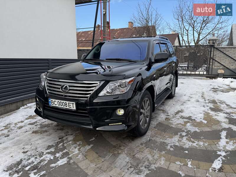 Внедорожник / Кроссовер Lexus LX 2011 в Львове