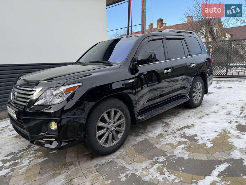 Внедорожник / Кроссовер Lexus LX 2011 в Львове