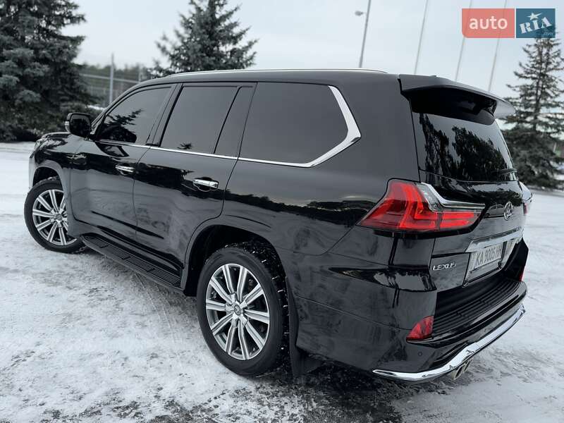 Внедорожник / Кроссовер Lexus LX 2017 в Киеве