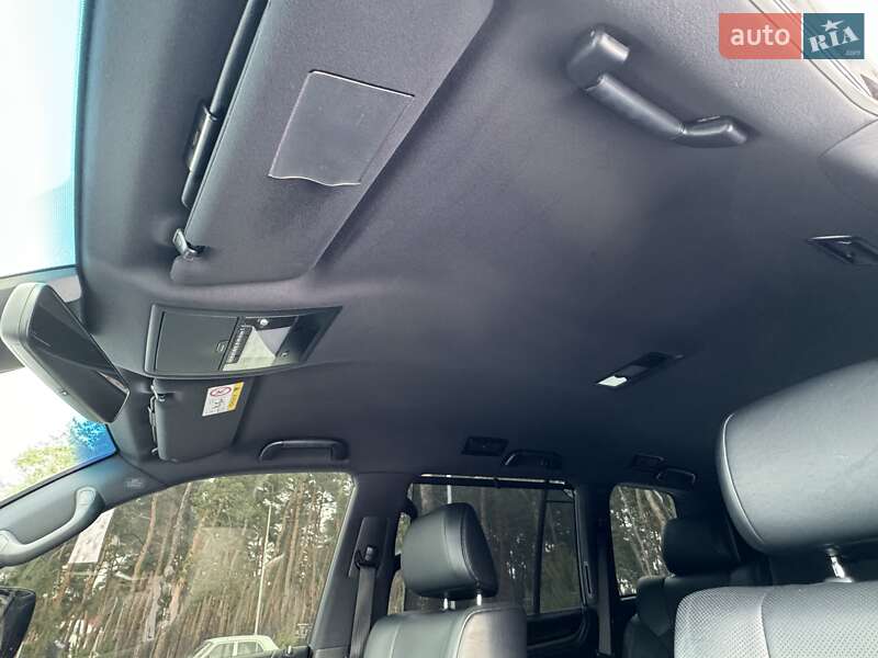 Внедорожник / Кроссовер Lexus LX 2017 в Киеве