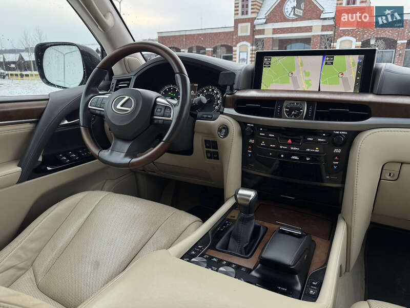Внедорожник / Кроссовер Lexus LX 2021 в Киеве