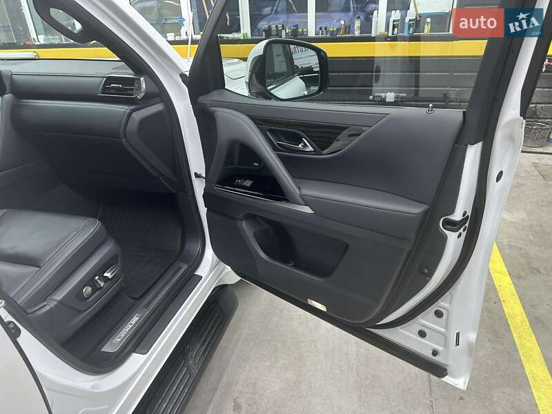 Внедорожник / Кроссовер Lexus LX 2022 в Киеве