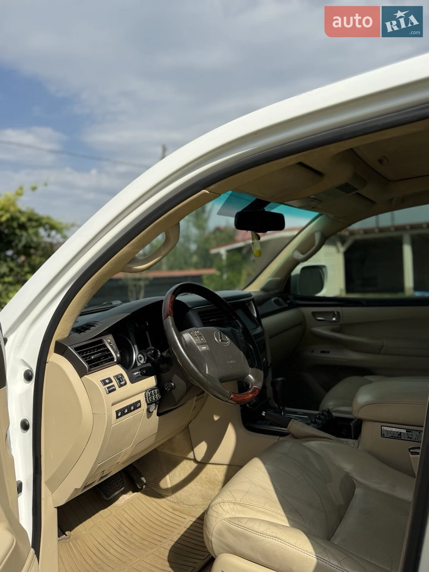 2010 Lexus LX - мініатюра 7