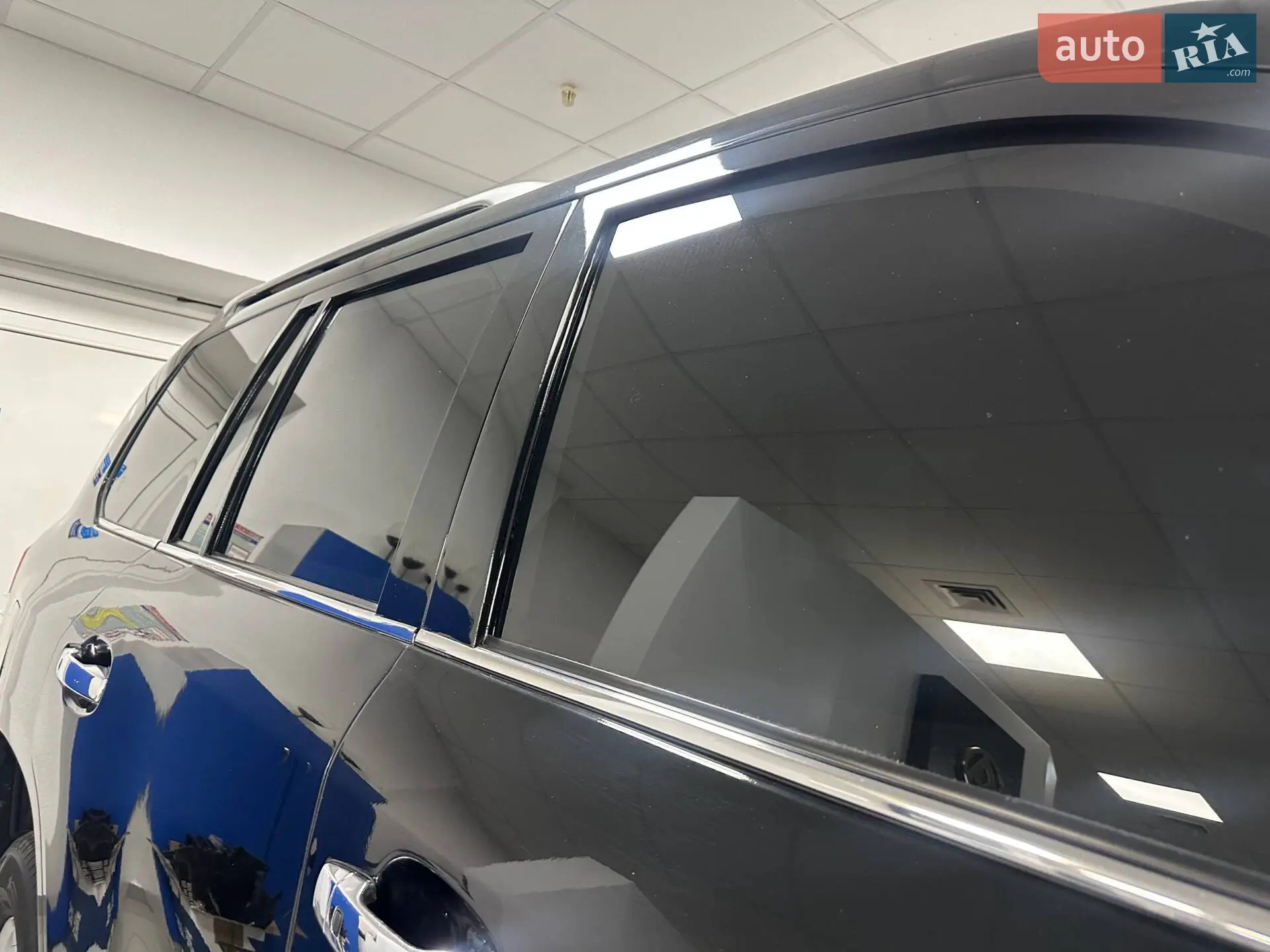 2010 Lexus LX - мініатюра 8