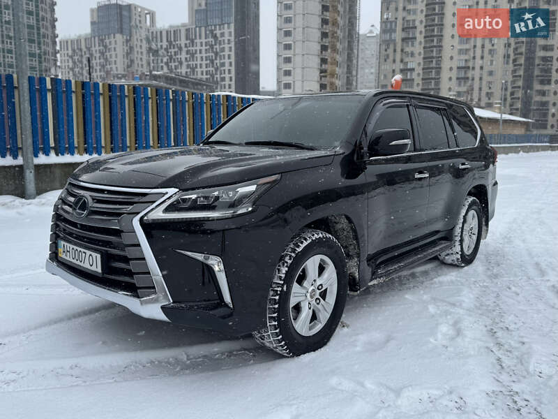 Внедорожник / Кроссовер Lexus LX 2015 в Киеве