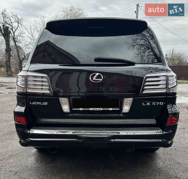 Внедорожник / Кроссовер Lexus LX 2008 в Днепре