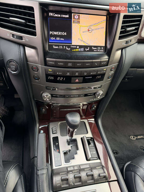 Позашляховик / Кросовер Lexus LX 2012 в Києві