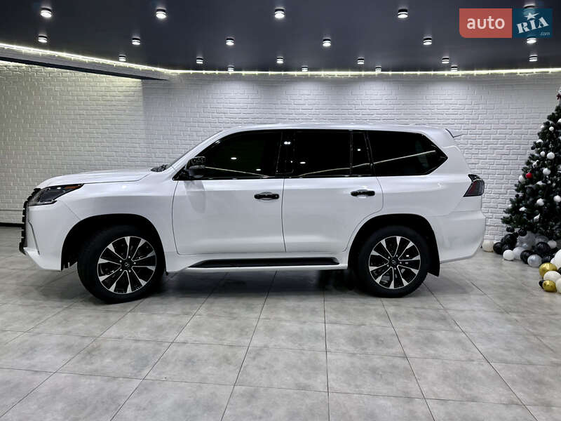 Внедорожник / Кроссовер Lexus LX 2020 в Одессе