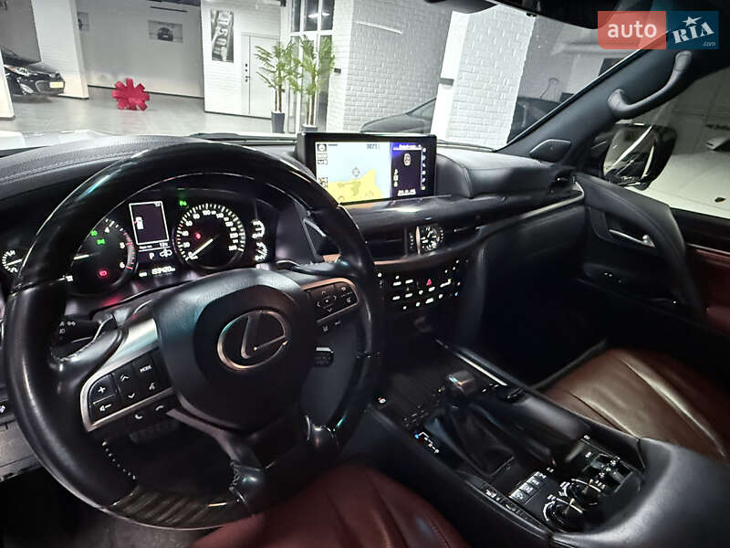 Внедорожник / Кроссовер Lexus LX 2020 в Одессе