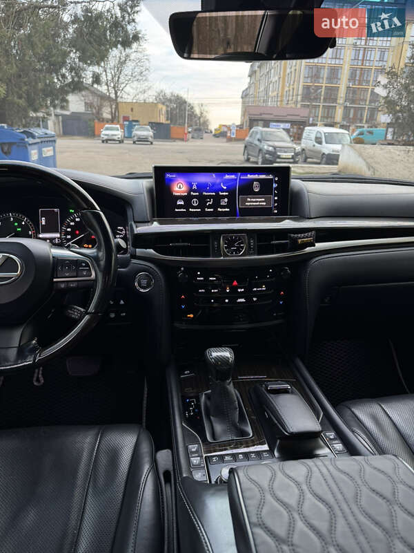 Позашляховик / Кросовер Lexus LX 2015 в Одесі