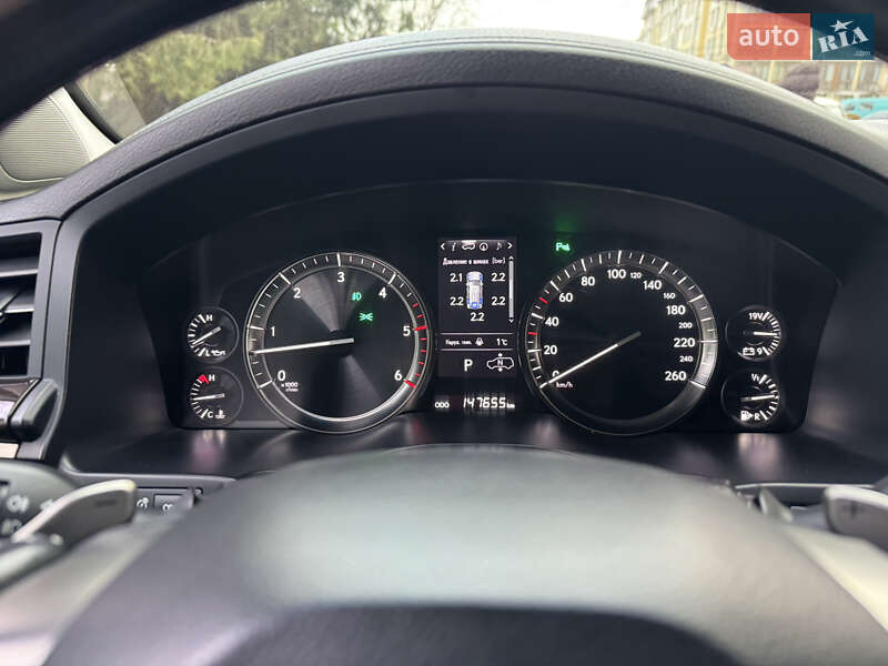 Позашляховик / Кросовер Lexus LX 2015 в Одесі