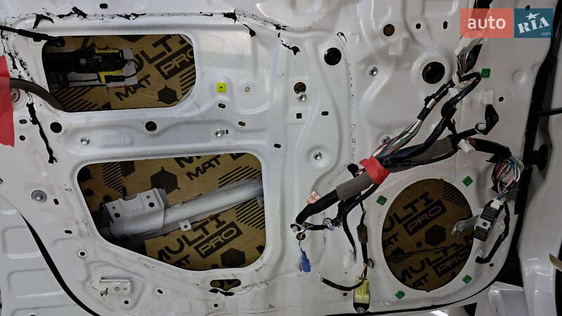 Позашляховик / Кросовер Lexus LX 2015 в Одесі