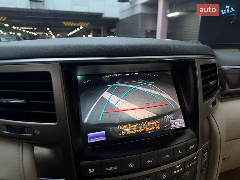 Внедорожник / Кроссовер Lexus LX 2012 в Киеве