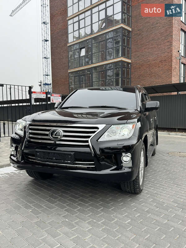 Внедорожник / Кроссовер Lexus LX 2010 в Полтаве