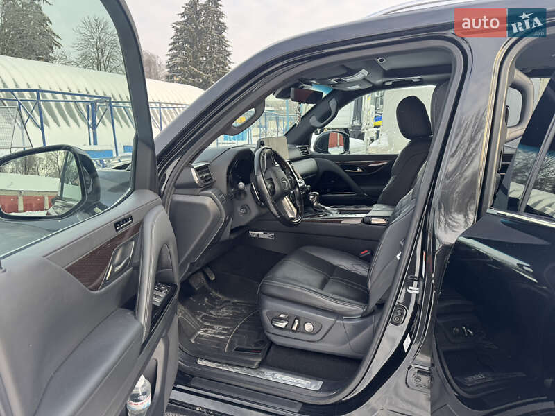 Внедорожник / Кроссовер Lexus LX 2023 в Киеве
