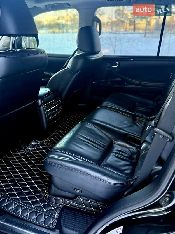 Внедорожник / Кроссовер Lexus LX 2010 в Рокитном