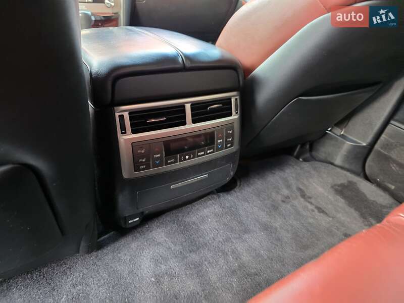 Внедорожник / Кроссовер Lexus LX 2014 в Пирятине