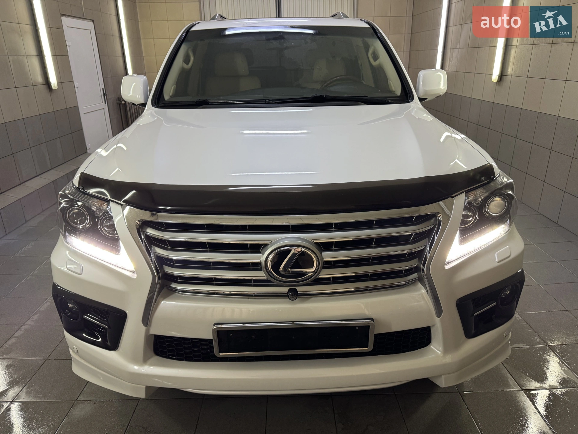 2011 Lexus LX - мініатюра 10