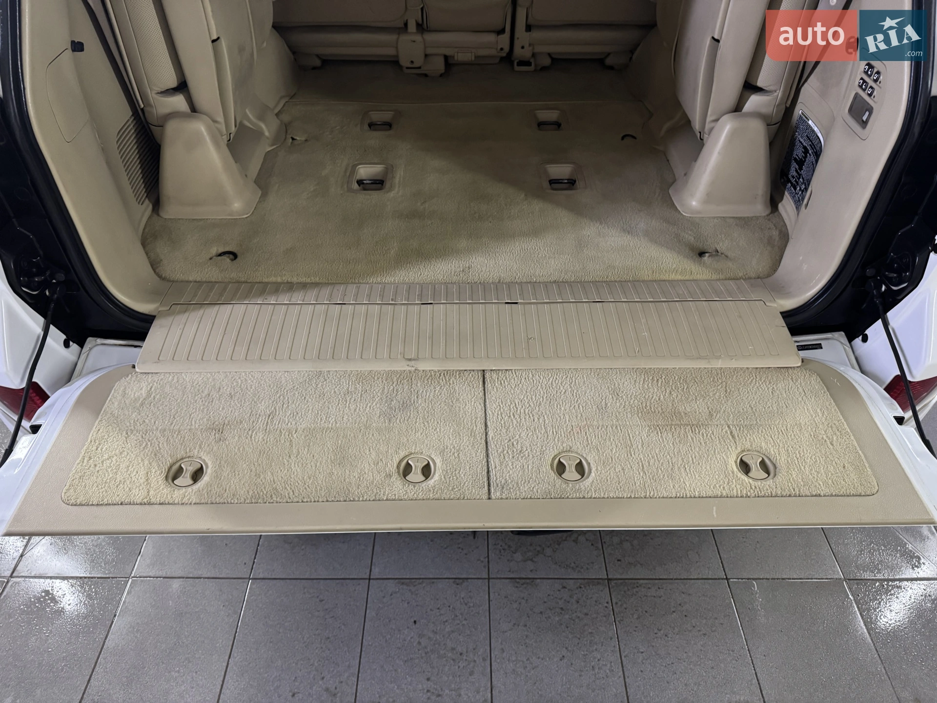 2011 Lexus LX - мініатюра 53