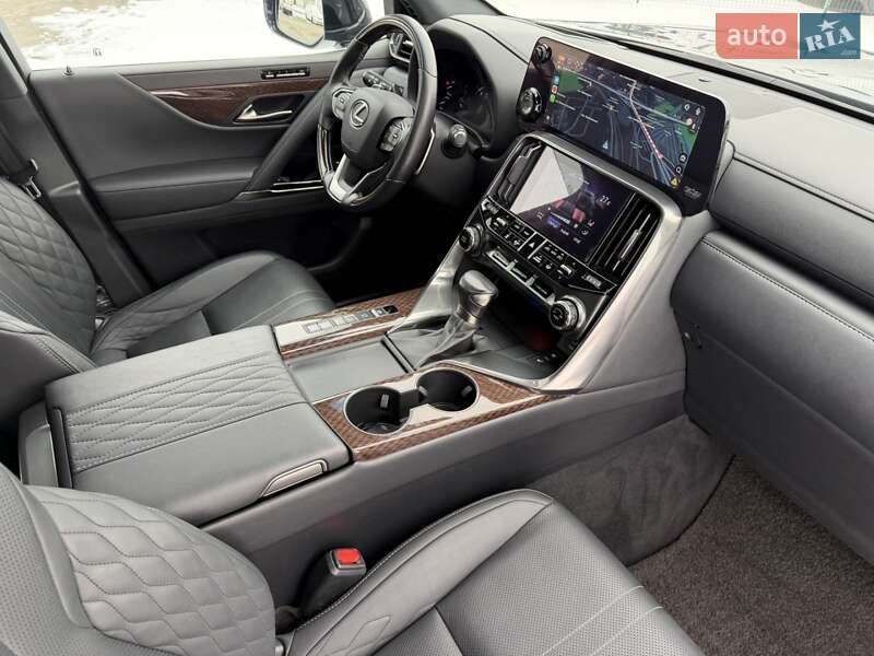 Внедорожник / Кроссовер Lexus LX 2022 в Киеве