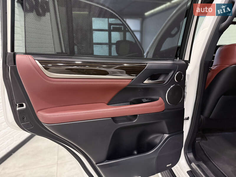 Внедорожник / Кроссовер Lexus LX 2020 в Одессе