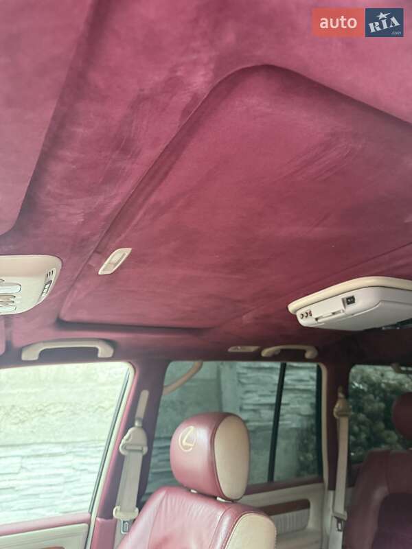 Внедорожник / Кроссовер Lexus LX 2005 в Одессе