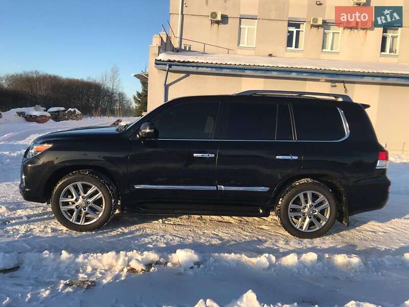 Внедорожник / Кроссовер Lexus LX 2013 в Львове