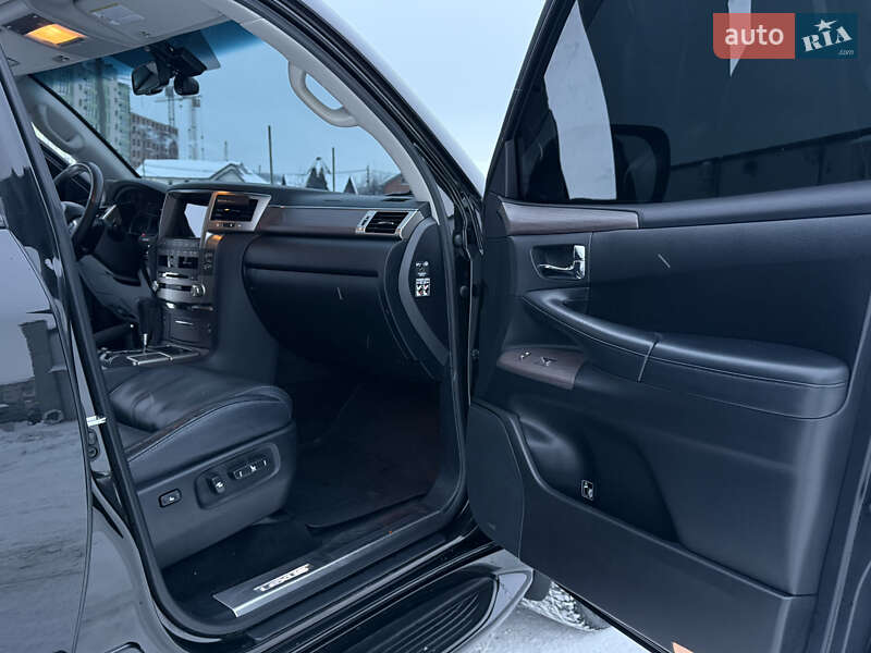 Внедорожник / Кроссовер Lexus LX 2012 в Калуше фото 34 Внедорожник / Кроссовер Lexus LX 2012 в Калуше